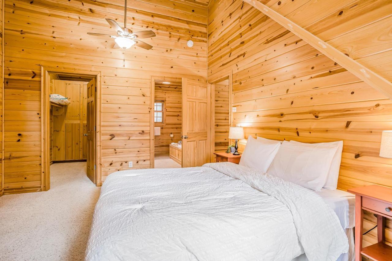 Kingfisher Cove Cabin 19 Saugatuck Exterior photo