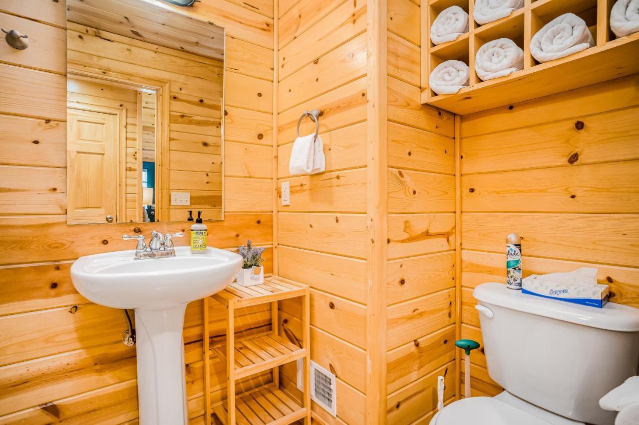 Kingfisher Cove Cabin 19 Saugatuck Exterior photo